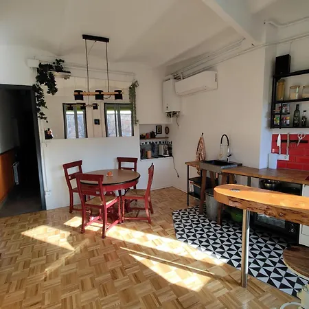 Bravissimo Calderers Nou, Monthly *