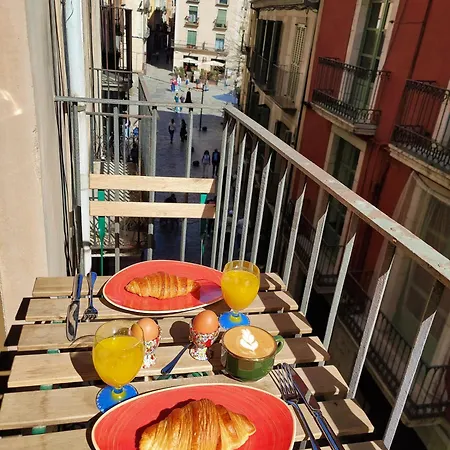 Bravissimo Calderers Nou, Monthly Girona