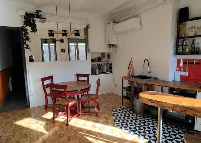 Bravissimo Calderers Nou, Monthly *